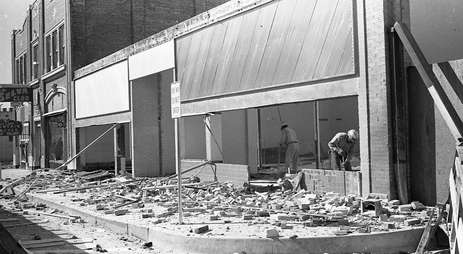 23 photos of Congress St through the years